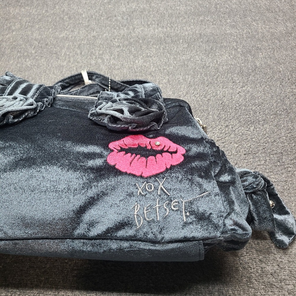 Betseyville Betsey Johnson Shoulder Bag Womens Medium Grey Excellent Velvet Rose - Picture 4 of 7